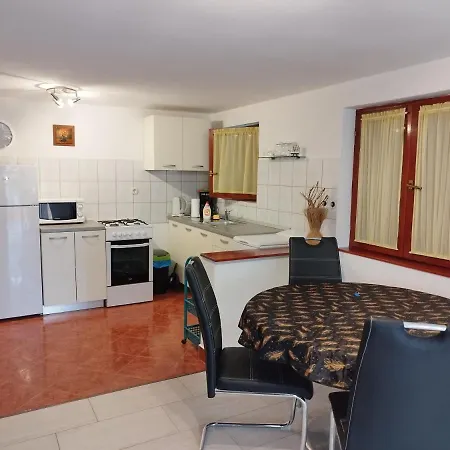 Apartment Apartman Iva *